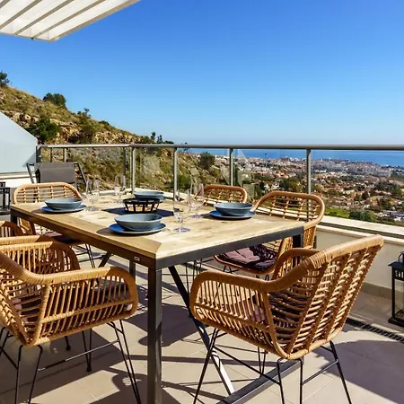 Top-floor With Pool Ref 20 Apartment