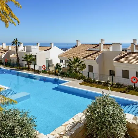 Top-floor With Pool Ref 20 * Benalmadena